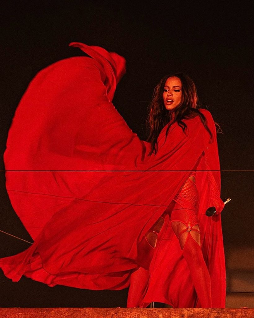 Em ‘São Paulo’, Anitta e The Weeknd cantam funk de Tati Quebra Barraco feito há quase 30 anos: ‘Nunca imaginei’