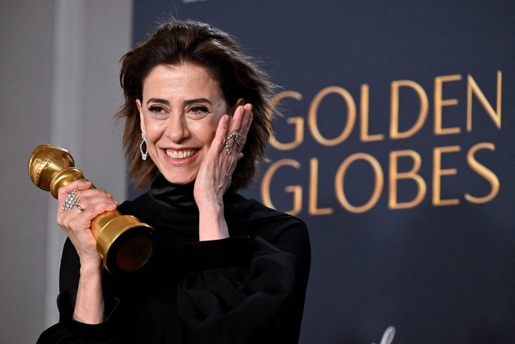 Globo de Ouro anuncia categoria de Melhor Podcast para 2026